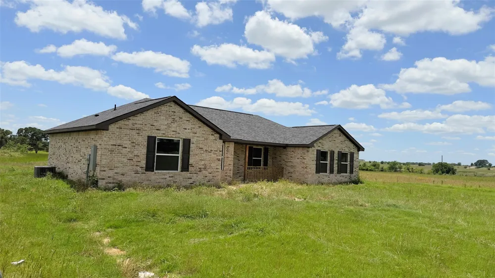 2607 VZ County Road 2403 Canton, TX 75103