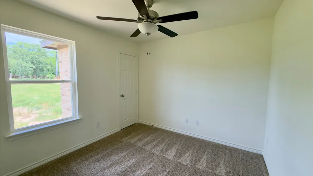 2607 VZ County Road 2403 Canton, TX 75103