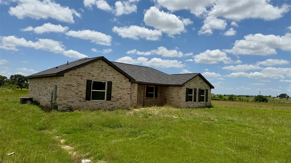 2607 VZ County Road 2403 Canton, TX 75103