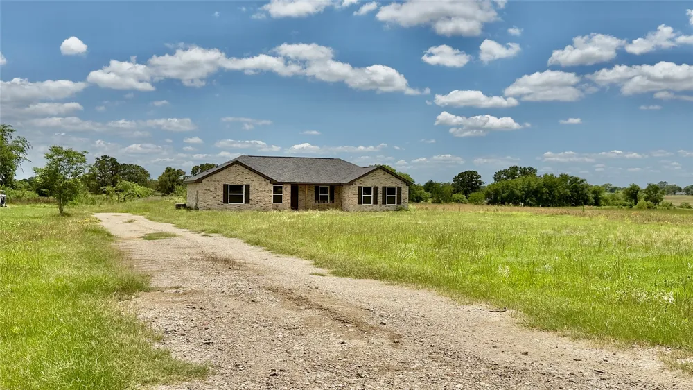 2607 VZ County Road 2403 Canton, TX 75103