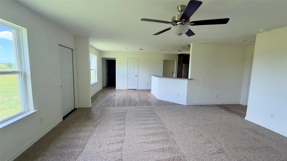 2607 VZ County Road 2403 Canton, TX 75103