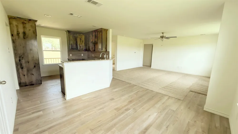 2607 VZ County Road 2403 Canton, TX 75103