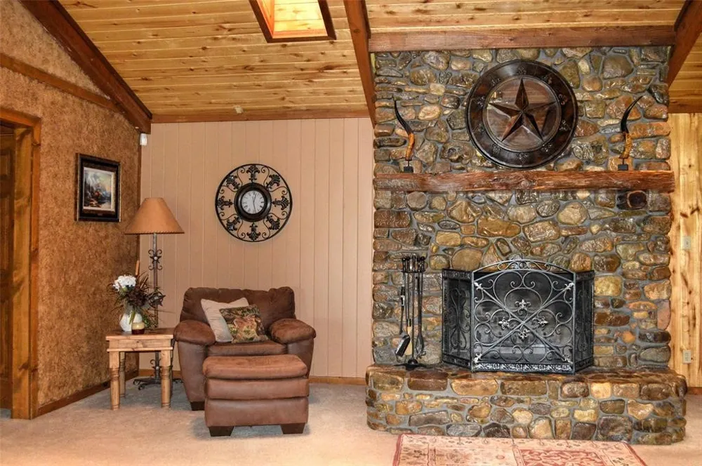 1765 Crabapple Big Sandy, TX 75755