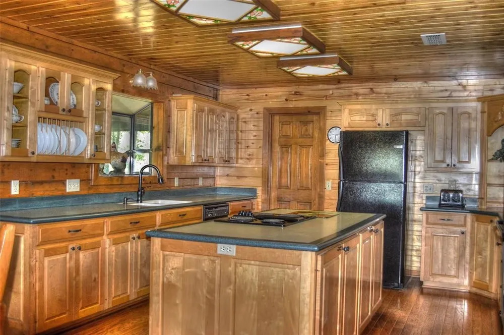1765 Crabapple Big Sandy, TX 75755