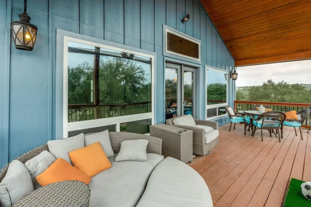 443 Big Bend Drive Canyon Lake, TX 78133