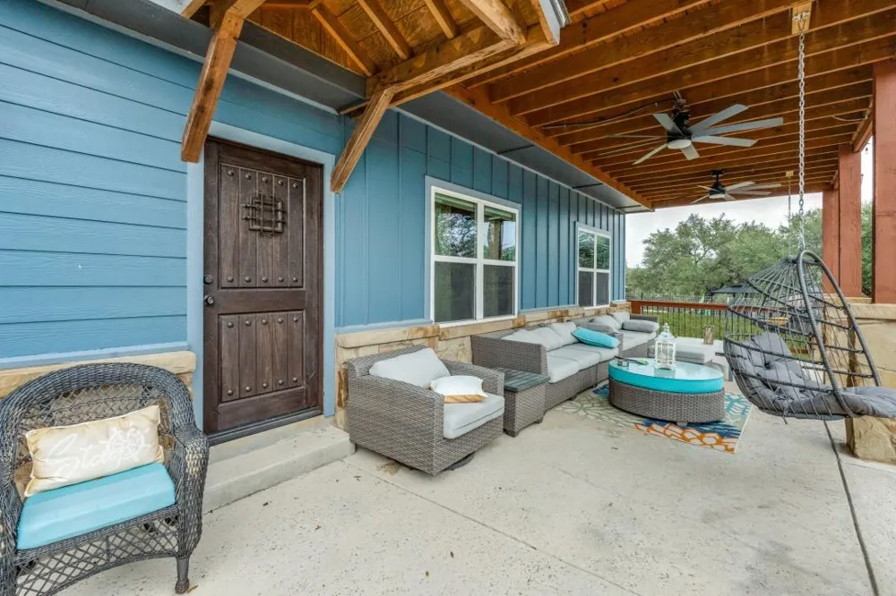 443 Big Bend Drive Canyon Lake, TX 78133