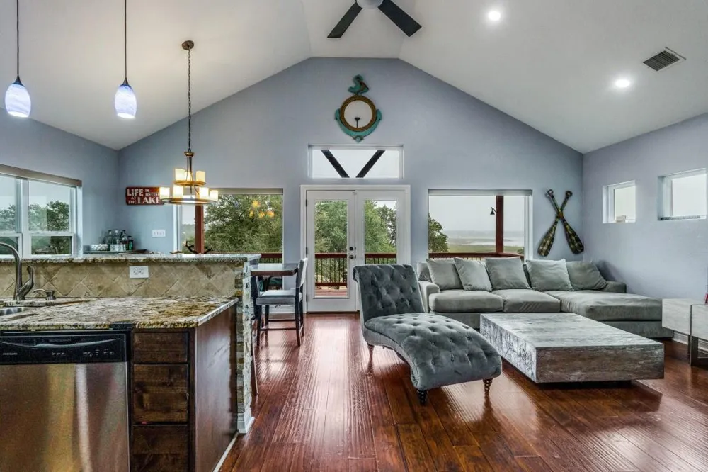 443 Big Bend Drive Canyon Lake, TX 78133