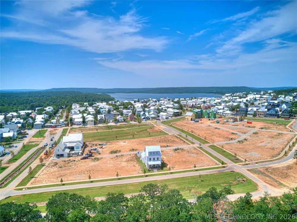 44 Redbud Street Carlton Landing, OK 74432