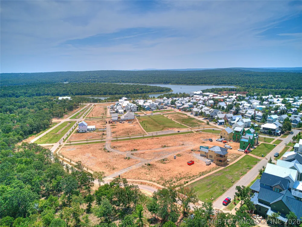 44 Redbud Street Carlton Landing, OK 74432