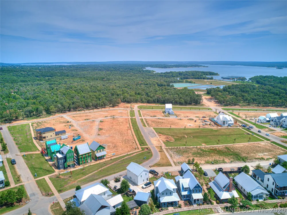 44 Redbud Street Carlton Landing, OK 74432