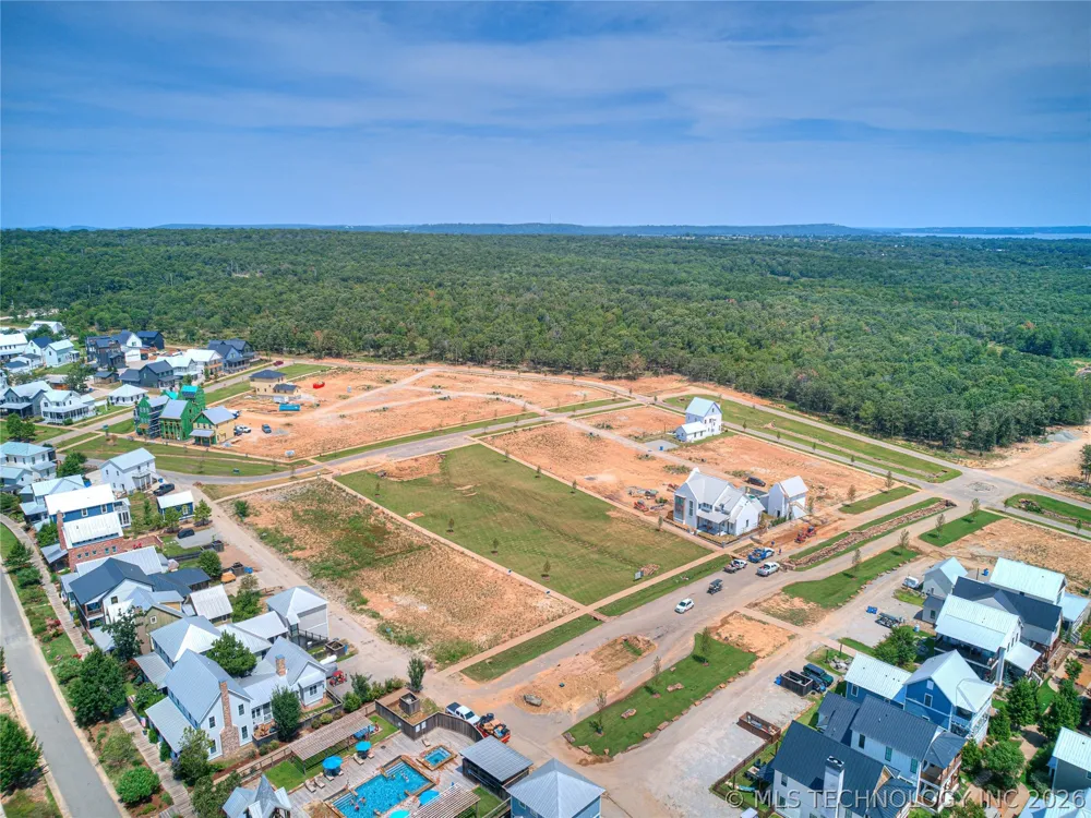 44 Redbud Street Carlton Landing, OK 74432