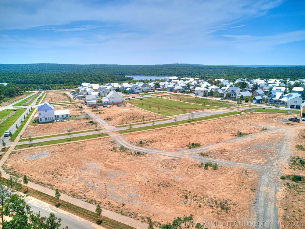 44 Redbud Street Carlton Landing, OK 74432