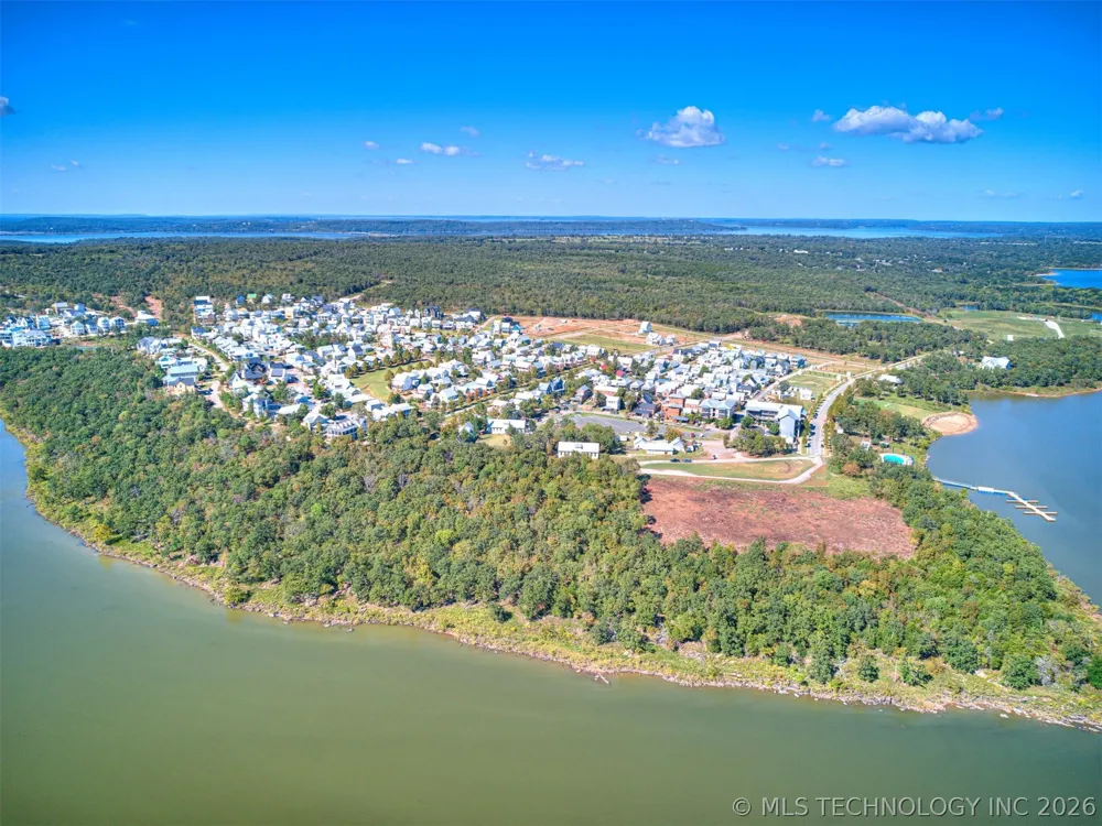 44 Redbud Street Carlton Landing, OK 74432