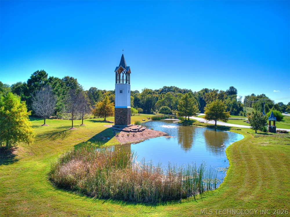 44 Redbud Street Carlton Landing, OK 74432