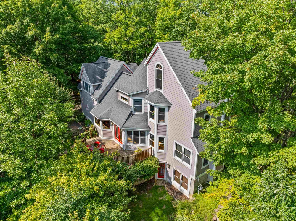 10552 Craig Road Peninsula Township, MI 49686