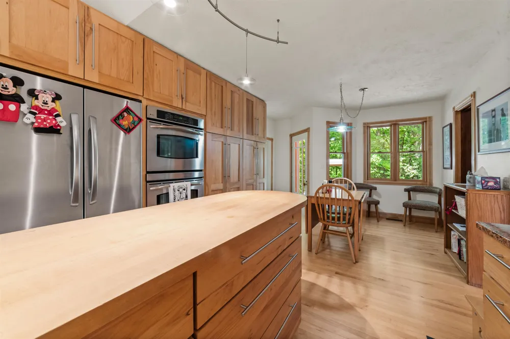 10552 Craig Road Peninsula Township, MI 49686