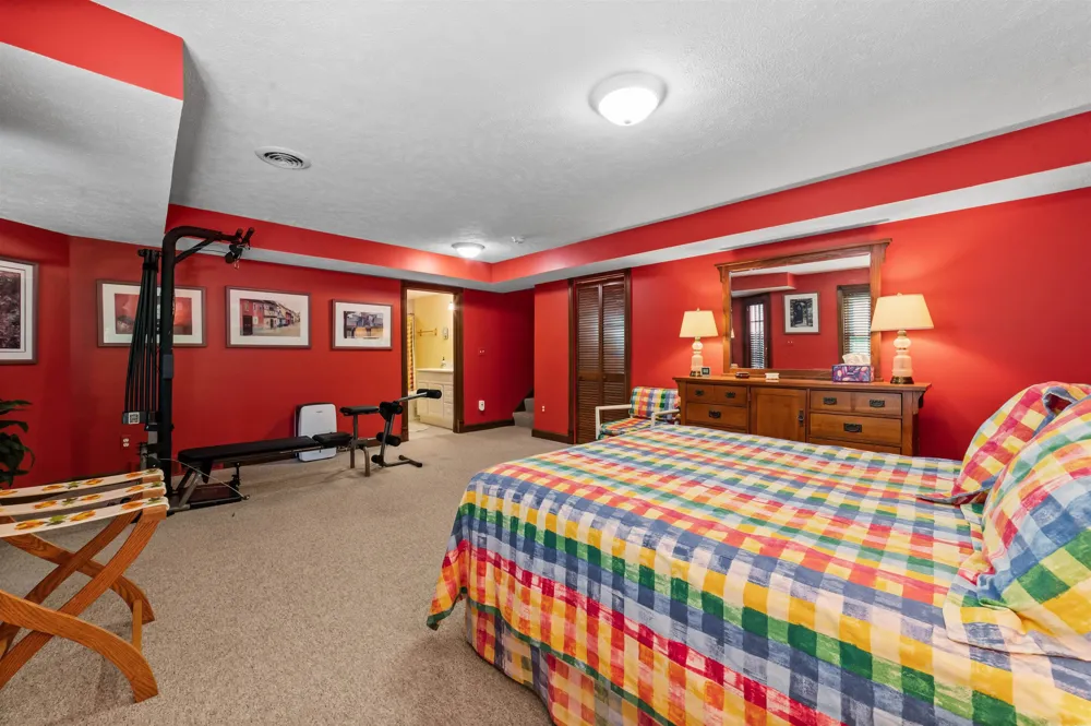 10552 Craig Road Peninsula Township, MI 49686