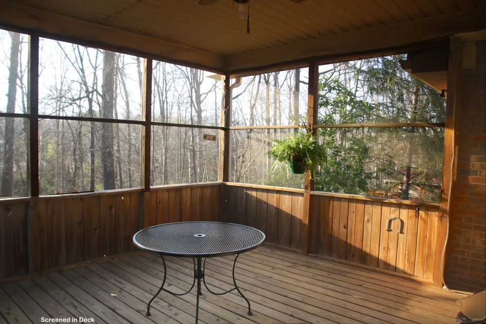 2544 Barwood Dr Greenbrier, TN 37073