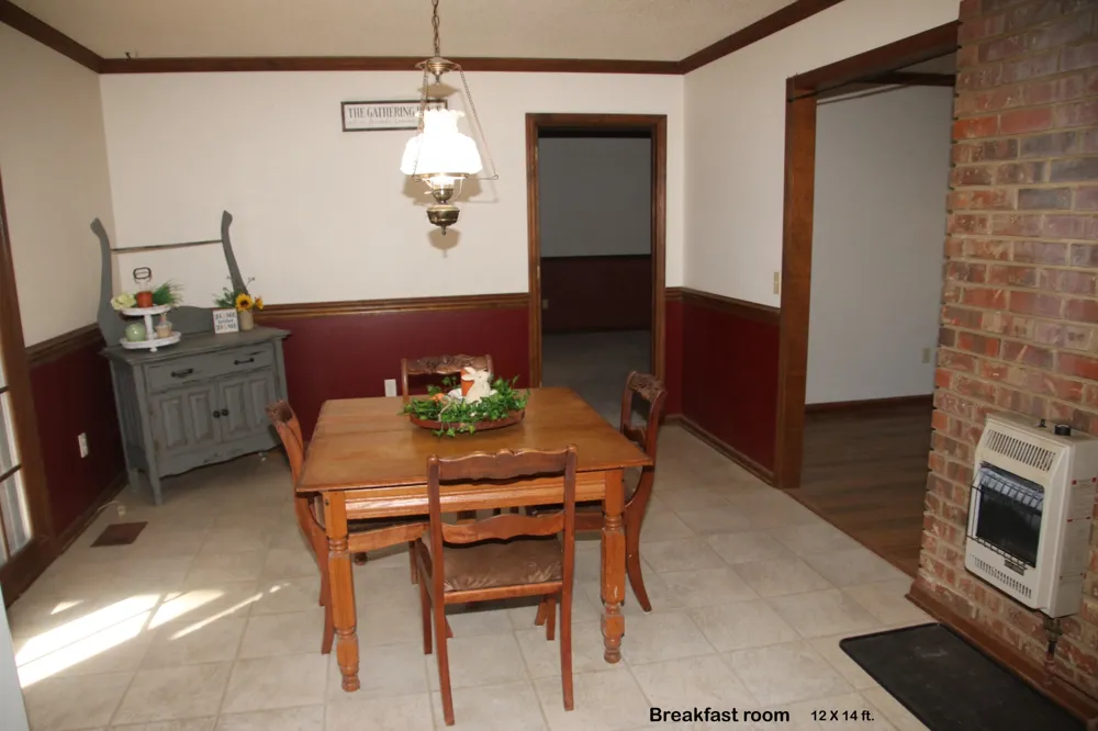 2544 Barwood Dr Greenbrier, TN 37073