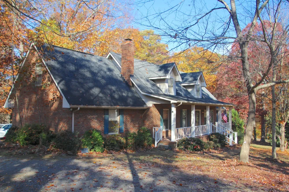 2544 Barwood Dr Greenbrier, TN 37073