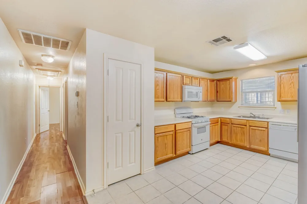 3309 Robinson Avenue #B Austin, TX 78722