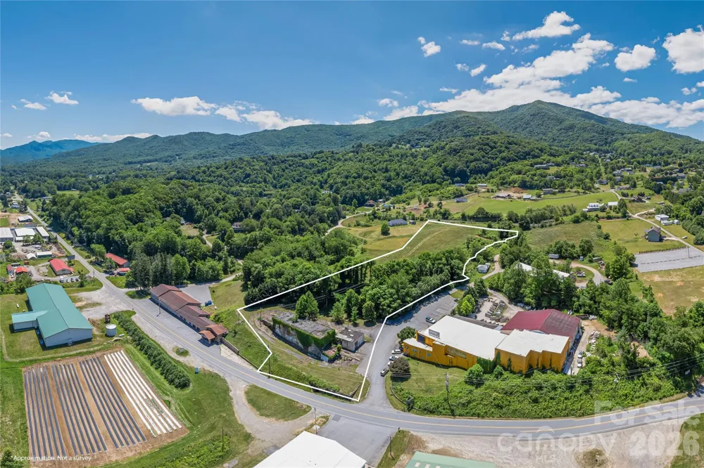 23 Providence Place Waynesville, NC 28786