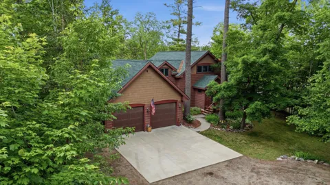 21516 NE Pickerel Lake Road