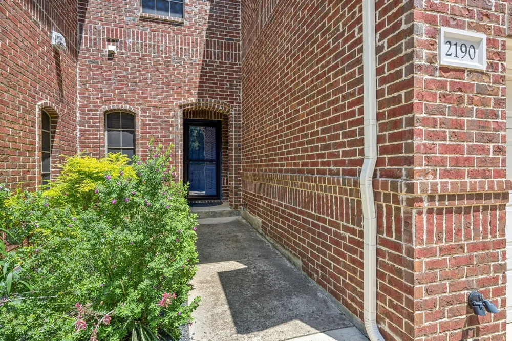 2190 Mcpherson Drive Grapevine, TX 76051