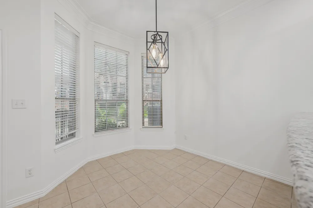 2190 Mcpherson Drive Grapevine, TX 76051