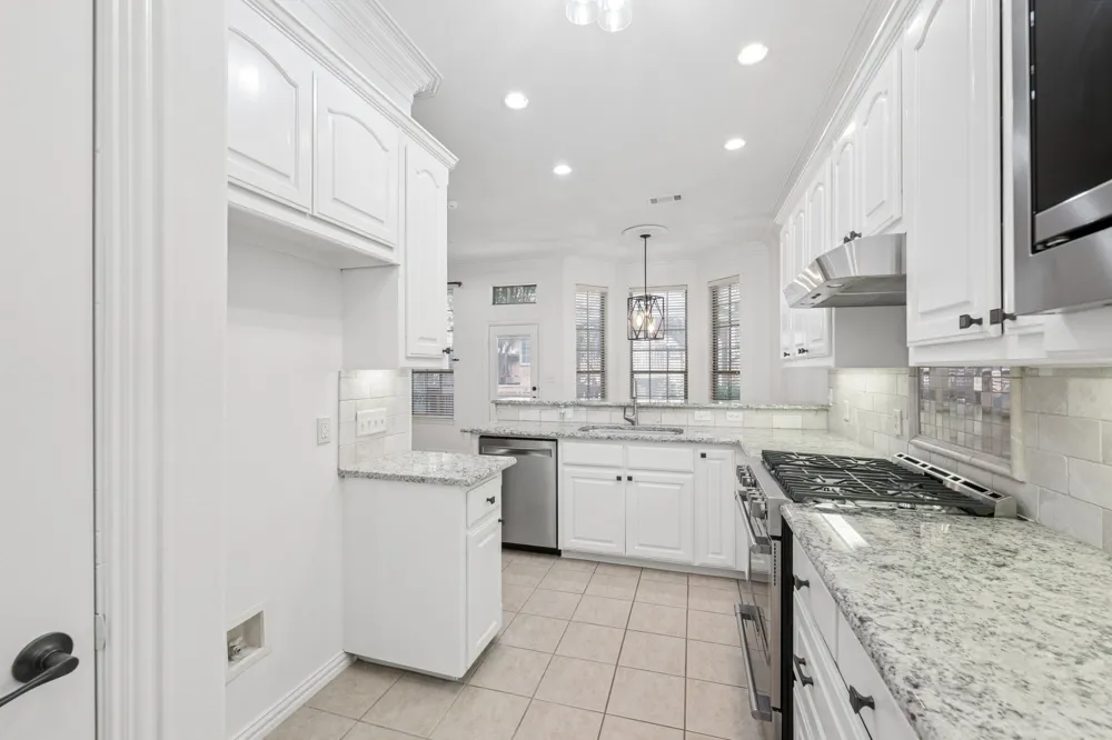 2190 Mcpherson Drive Grapevine, TX 76051