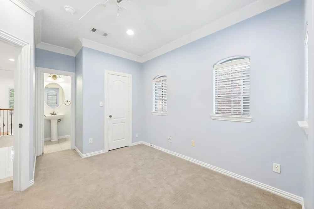 2190 Mcpherson Drive Grapevine, TX 76051