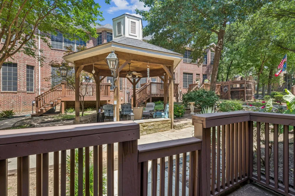 2190 Mcpherson Drive Grapevine, TX 76051