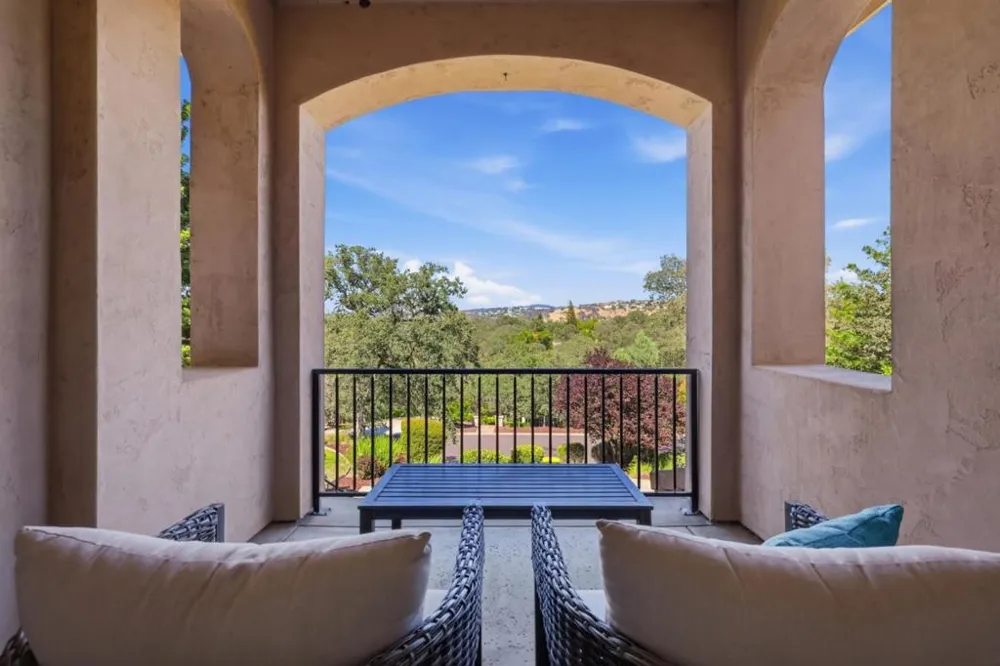 4262 Hensley Circle El Dorado Hills, CA 95762
