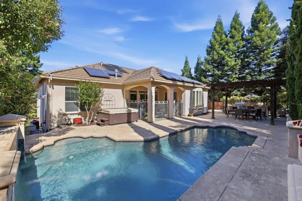 4262 Hensley Circle El Dorado Hills, CA 95762
