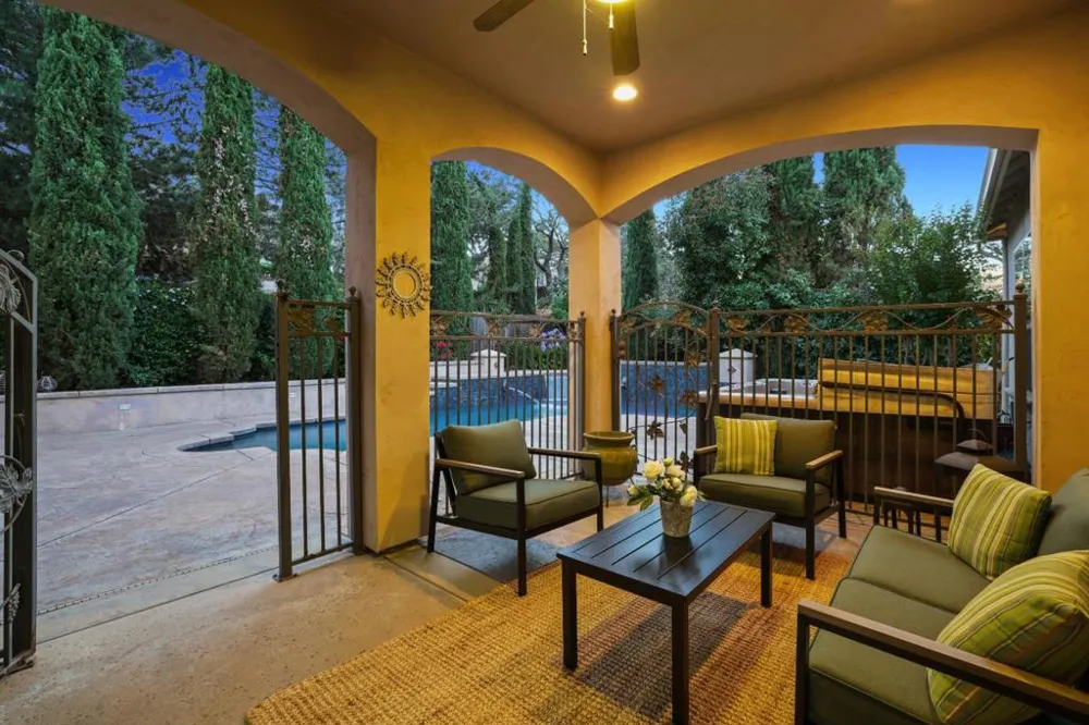 4262 Hensley Circle El Dorado Hills, CA 95762