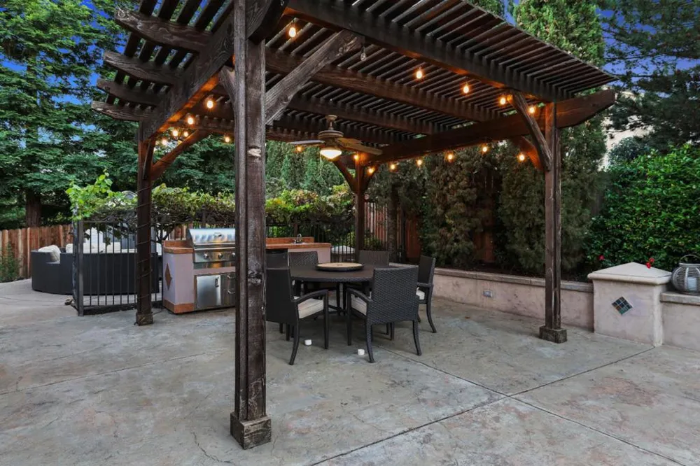 4262 Hensley Circle El Dorado Hills, CA 95762