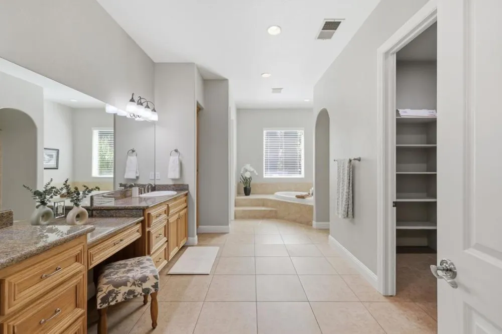 4262 Hensley Circle El Dorado Hills, CA 95762