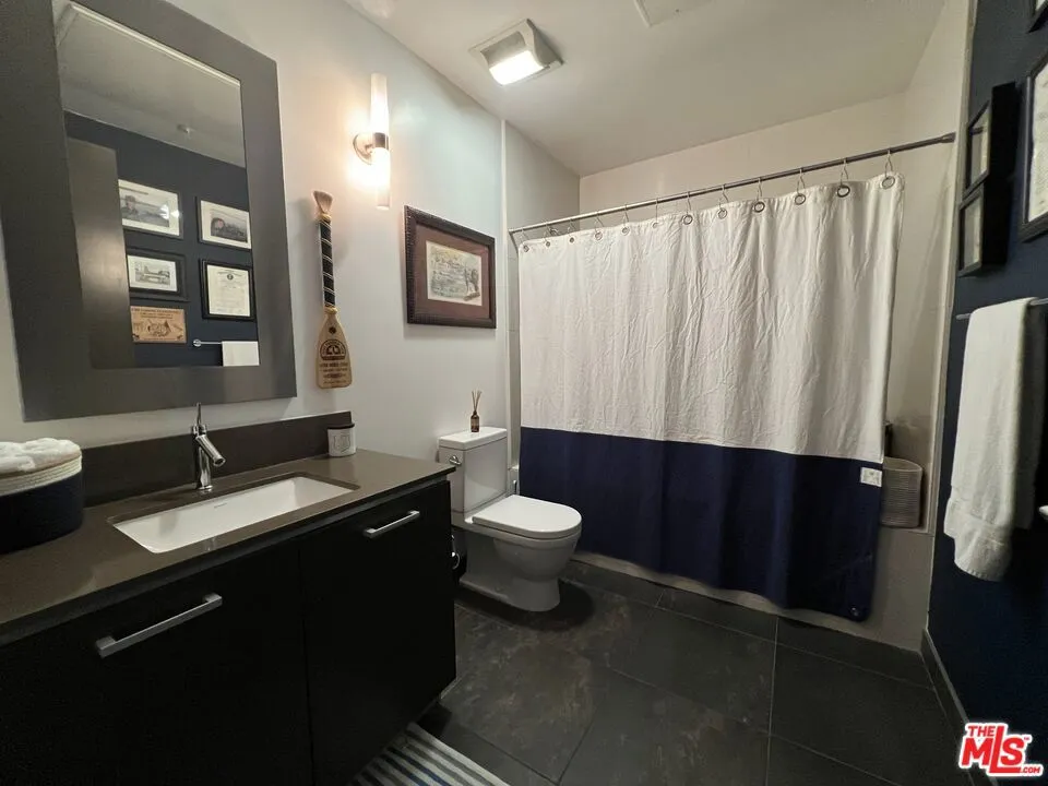 13320 Beach Avenue #102 Marina del Rey, CA 90292