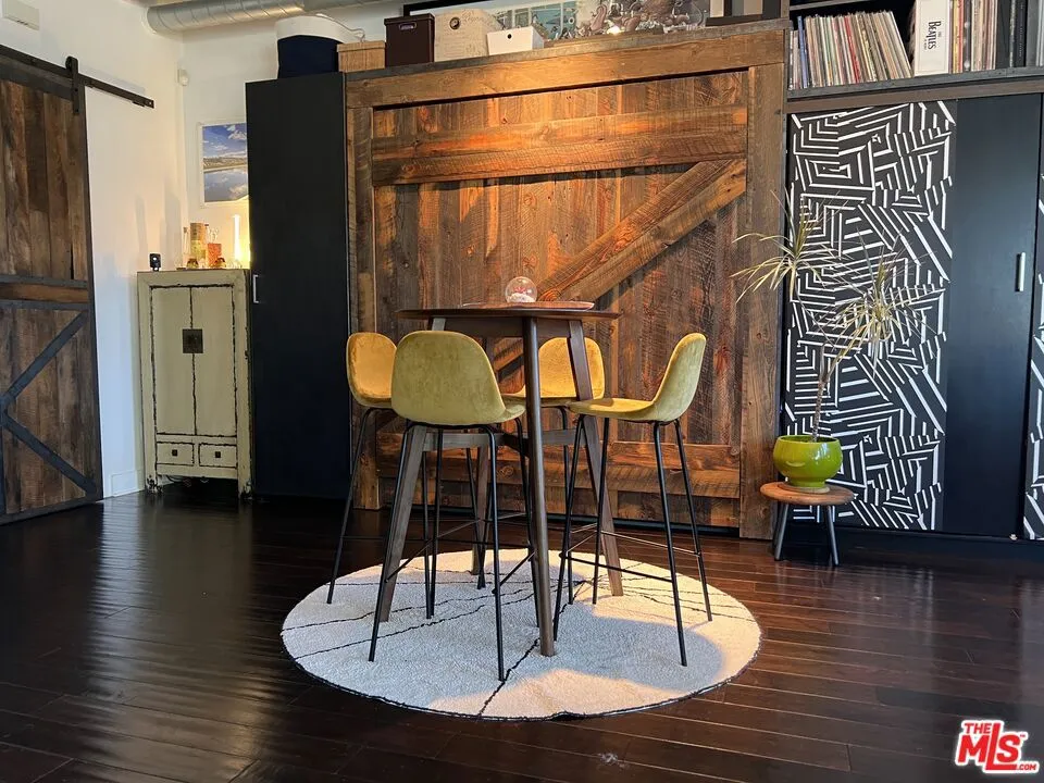 13320 Beach Avenue #102 Marina del Rey, CA 90292
