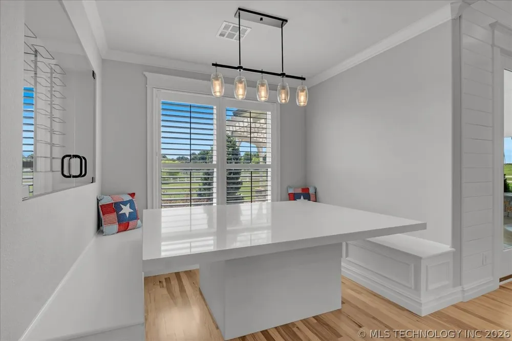 19220 Saddleback Drive Mounds, OK 74047