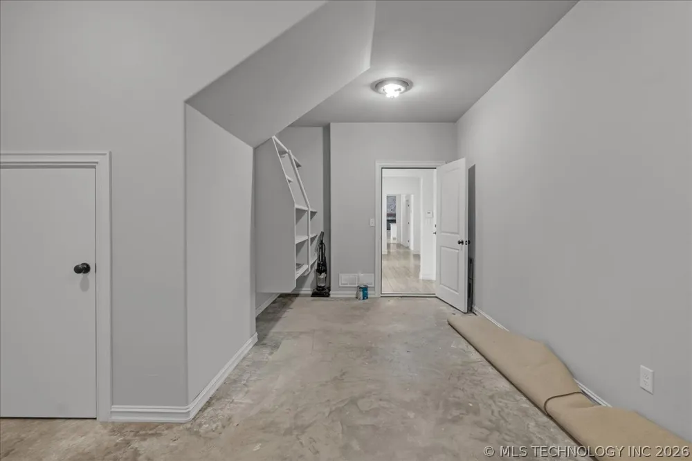 19220 Saddleback Drive Mounds, OK 74047