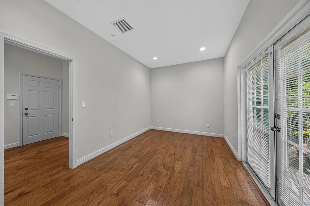 2700 NE 8th Avenue Wilton Manors, FL 33334