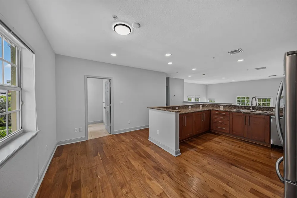 2700 NE 8th Avenue Wilton Manors, FL 33334