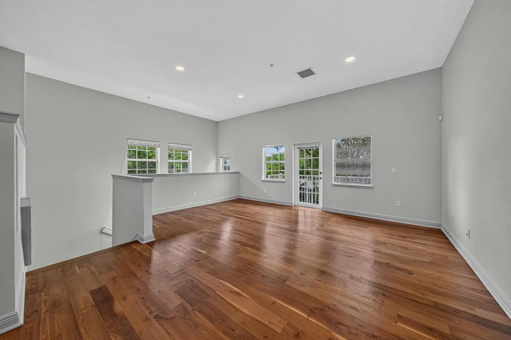 2700 NE 8th Avenue Wilton Manors, FL 33334