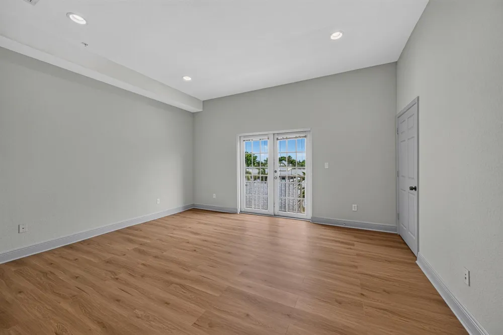2700 NE 8th Avenue Wilton Manors, FL 33334