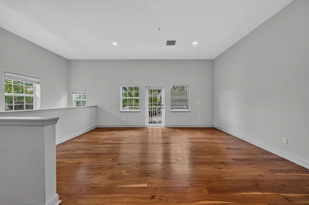 2700 NE 8th Avenue Wilton Manors, FL 33334