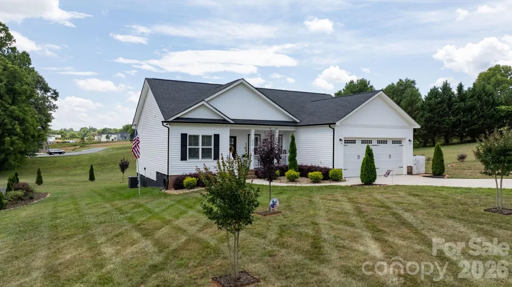 2026 Crestdale Lane Newton, NC 28658