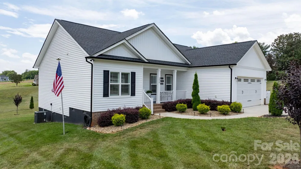 2026 Crestdale Lane Newton, NC 28658
