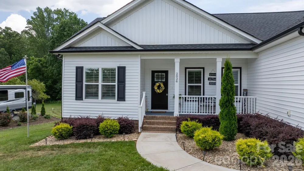 2026 Crestdale Lane Newton, NC 28658