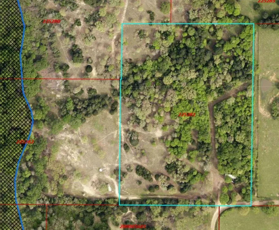 14598 County Road 1122 Athens, TX 75751